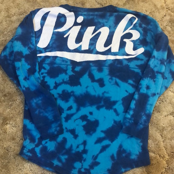 PINK Victoria's Secret Tops - PINK sweater 💕